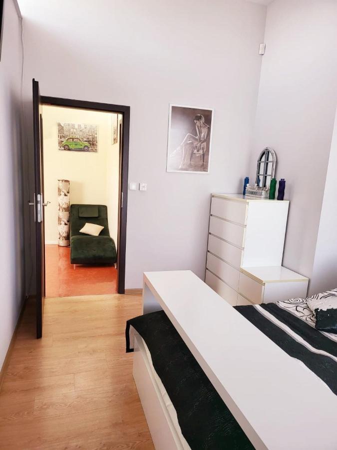 Nina Apartment *